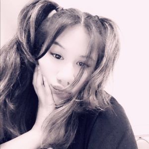 Meet your Posher, Ariana